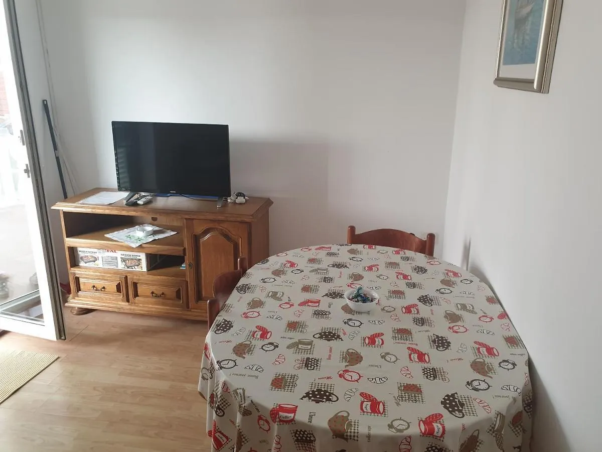 Apartment Barba Stipe Zdrelac 0*,  Croatia
